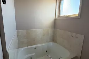 3446 W Bryn Mawr Ave, Chicago, IL 60659 - Photo 8