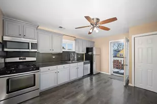 2516 W Lyndale St, Chicago, IL 60647 - Photo 6