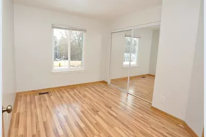 1146 E Tedy Court, Round Lake Beach, IL 60073 - Photo 14