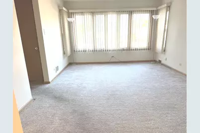 7121 W Foster Place #1, Chicago, IL 60656 - Photo 6