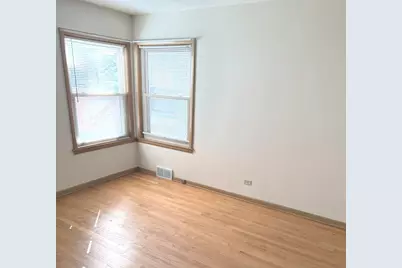 7121 W Foster Place #1, Chicago, IL 60656 - Photo 8