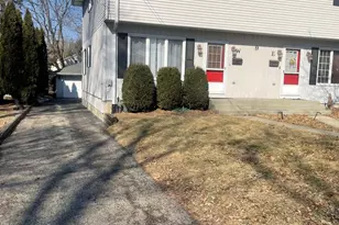 9 Railroad St, East Dundee, IL 60118 - Photo 2