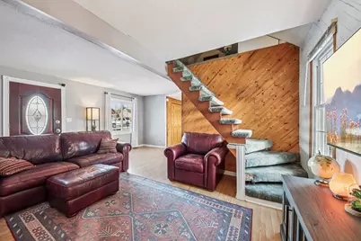 7709 E Sunset Drive, Wonder Lake, IL 60097 - Photo 4