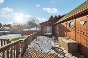 7709 E Sunset Dr, Wonder Lake, IL 60097 - Photo 22