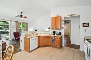 13120 Birmingham Ct, Beach Park, IL 60083 - Photo 12