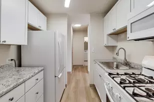 33 N Main St, Lombard, IL 60148 - Photo 8