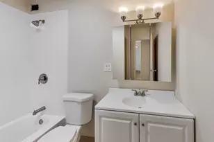 33 N Main St, Lombard, IL 60148 - Photo 12