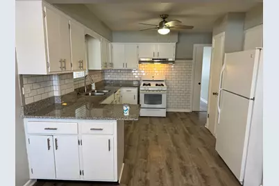 6038 W Peterson Avenue #1, Chicago, IL 60646 - Photo 2