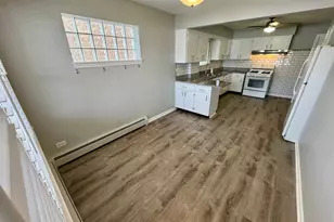 6038 W Peterson Ave, Chicago, IL 60646 - Photo 4