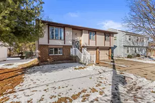 2175 N Summit Ave, Decatur, IL 62526 - Photo 2