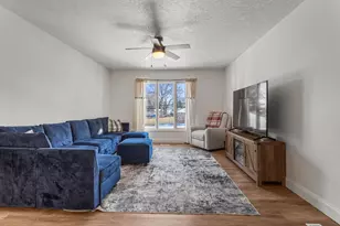 2175 N Summit Ave, Decatur, IL 62526 - Photo 6