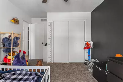 2175 N Summit Avenue, Decatur, IL 62526 - Photo 24