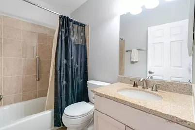 1380 Larchmont Drive, Buffalo Grove, IL 60089 - Photo 22