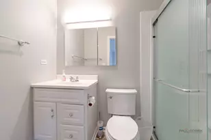 1380 Larchmont Dr, Buffalo Grove, IL 60089 - Photo 18