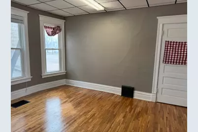 43 W Church Street #100, Sandwich, IL 60548 - Photo 6