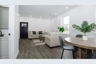 733 W Prairie Street, Pontiac, IL 61764 - Photo 16