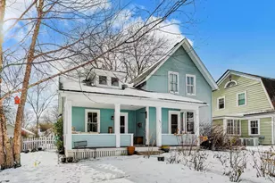 315 Liberty St, West Dundee, IL 60118 - Photo 2