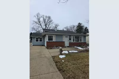 2201 Kingfisher Lane, Rolling Meadows, IL 60008 - Photo 2