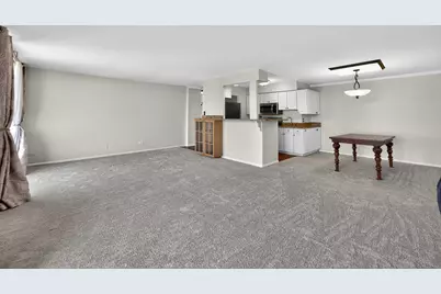 40 N Tower Road #9K, Oak Brook, IL 60523 - Photo 6