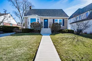 593 S Sunnyside Ave, Elmhurst, IL 60126 - Photo 1