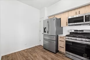 1260 Cranbrook Dr, Schaumburg, IL 60193 - Photo 12