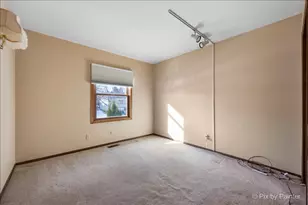 55 Duxbury Ln, Cary, IL 60013 - Photo 20