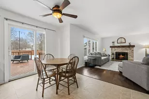 13 Callery Ct, Bolingbrook, IL 60490 - Photo 10