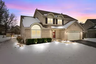 13 Callery Ct, Bolingbrook, IL 60490 - Photo 32