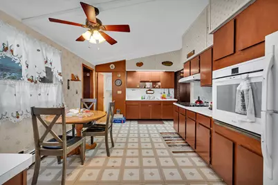 1681 N 33rd Road, Ottawa, IL 61350 - Photo 10