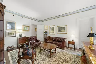 232 E Walton Pl, Chicago, IL 60611 - Photo 8