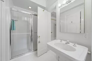 232 E Walton Pl, Chicago, IL 60611 - Photo 26