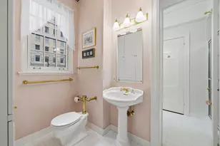 232 E Walton Pl, Chicago, IL 60611 - Photo 24