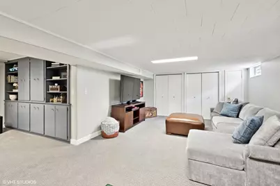 2S630 Avenue Chateaux East, Oak Brook, IL 60523 - Photo 30