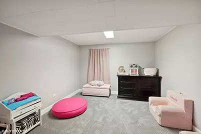 2S630 Avenue Chateaux East, Oak Brook, IL 60523 - Photo 32