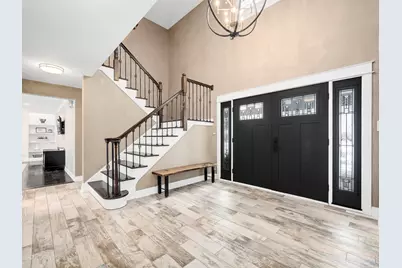 2S630 Avenue Chateaux East, Oak Brook, IL 60523 - Photo 4