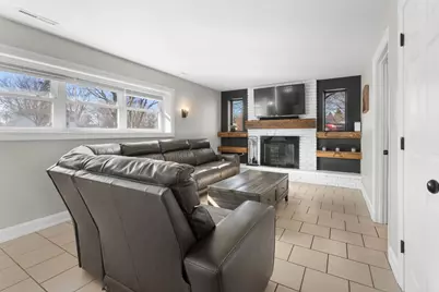 228 Wellington Drive, Crystal Lake, IL 60014 - Photo 28