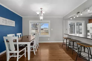 228 Wellington Dr, Crystal Lake, IL 60014 - Photo 10