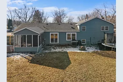 228 Wellington Drive, Crystal Lake, IL 60014 - Photo 6