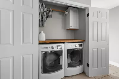 228 Wellington Drive, Crystal Lake, IL 60014 - Photo 32