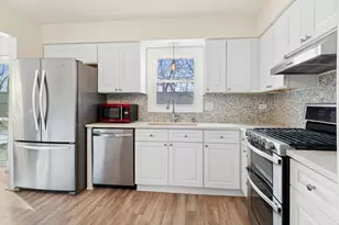 103 Richter Rd, Batavia, IL 60510 - Photo 6