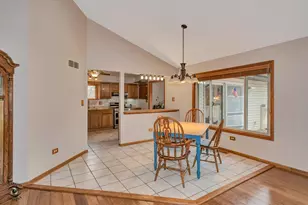 2858 E Bending Creek Trail, Crete, IL 60417 - Photo 4