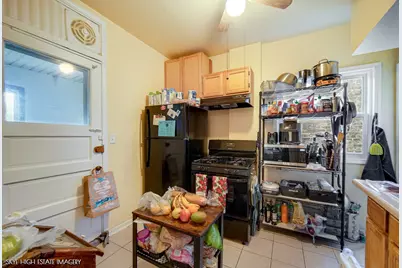 9323 S Rhodes Avenue, Chicago, IL 60619 - Photo 22
