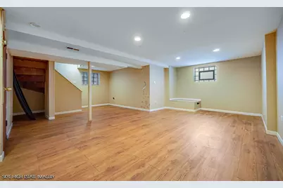 9323 S Rhodes Avenue, Chicago, IL 60619 - Photo 12