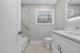 4249 N Sayre Ave, Norridge, IL 60706 - Photo 14