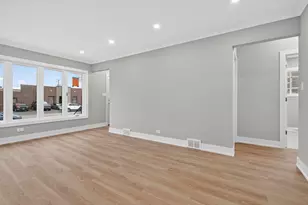 4249 N Sayre Ave, Norridge, IL 60706 - Photo 10