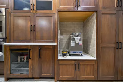 2009 Mackenzie Place #2009, Wheaton, IL 60187 - Photo 10