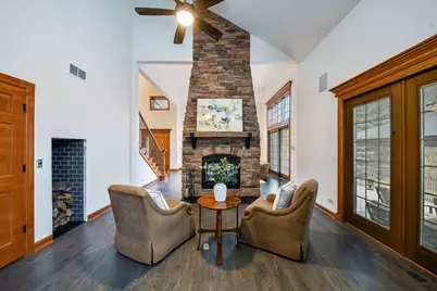 2009 Mackenzie Place #2009, Wheaton, IL 60187 - Photo 14