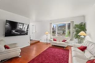 2806 N Stanford Dr, Arlington Heights, IL 60004 - Photo 4