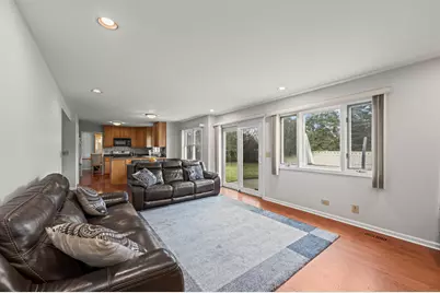 2806 N Stanford Drive, Arlington Heights, IL 60004 - Photo 10