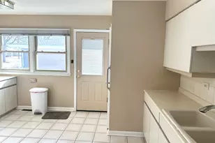 1228 S Chestnut Ave, Arlington Heights, IL 60005 - Photo 12